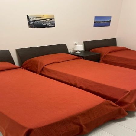 Sissi Comfort Rooms Foresteria Lombarda Monza Ngoại thất bức ảnh