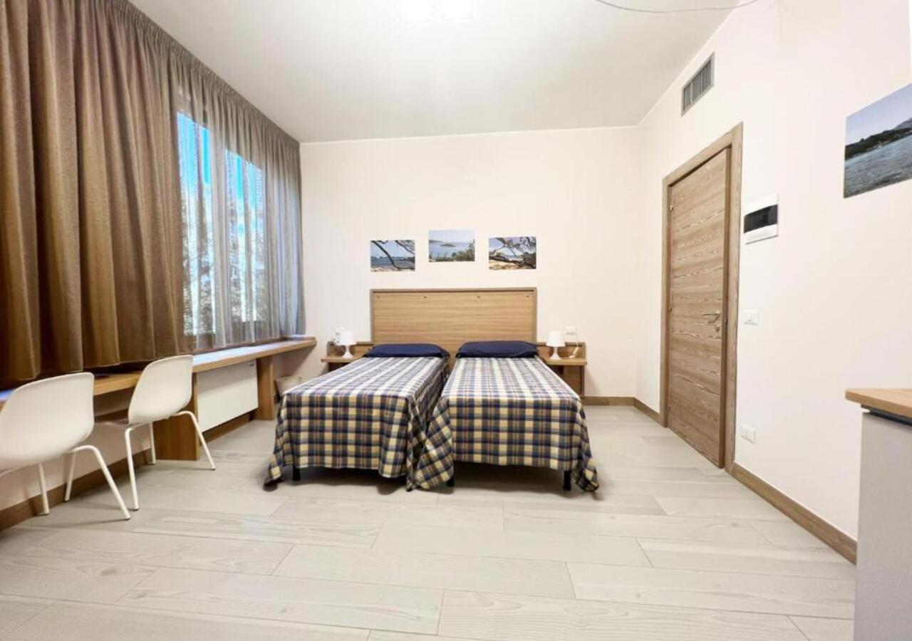 Sissi Comfort Rooms Foresteria Lombarda Monza Ngoại thất bức ảnh